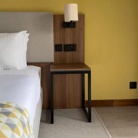 Hotel Algarve By Ihg 4*