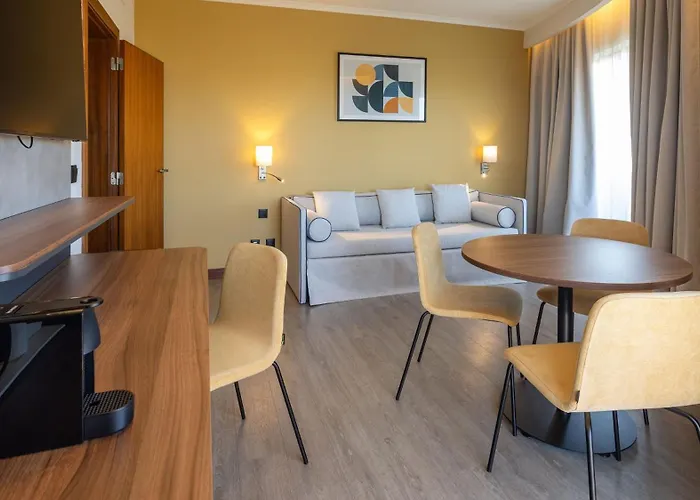 Algarve By Ihg Hotell 4*