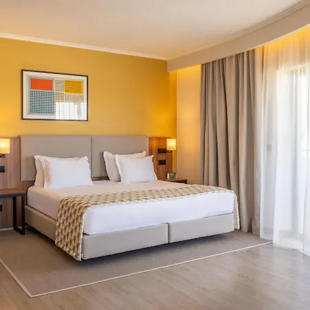 Algarve By Ihg Hotel 4*